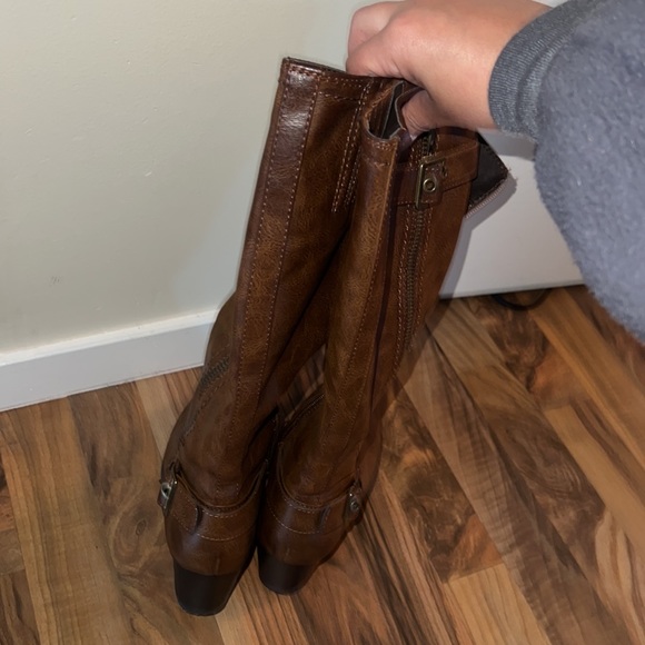 White Mountain Boots - Picture 3 of 5